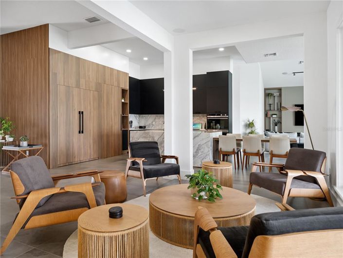 Image No.9-4 Bed Property for sale