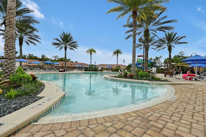 Image No.39-2 Bed Townhouse for sale