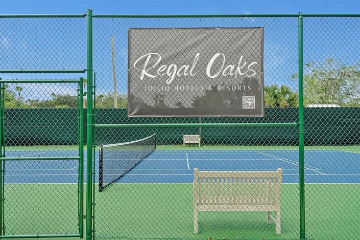 Image No.56-2 Bed Townhouse for sale