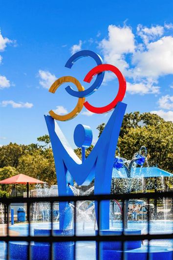 Image No.51-5 Bed Property for sale