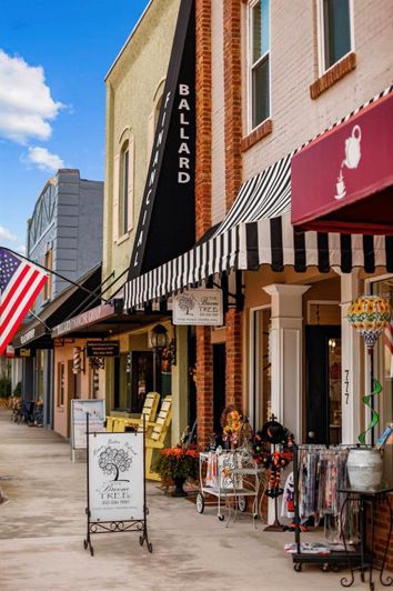 Image No.66-5 Bed Property for sale