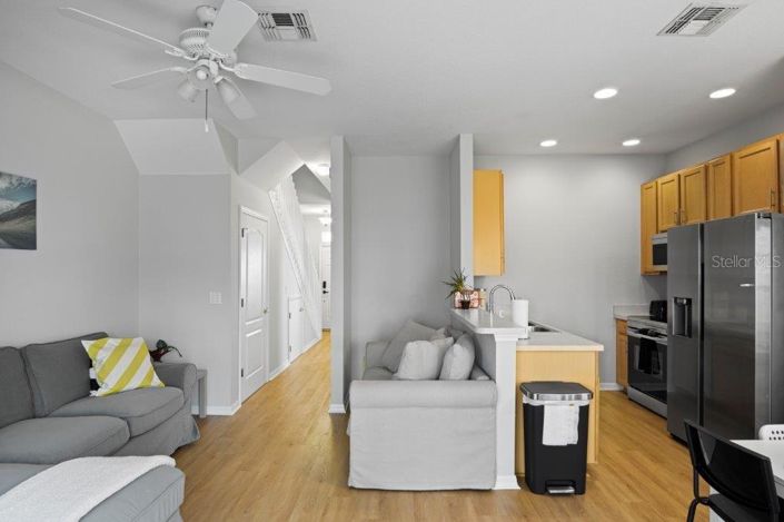 Image No.46-4 Bed Townhouse for sale