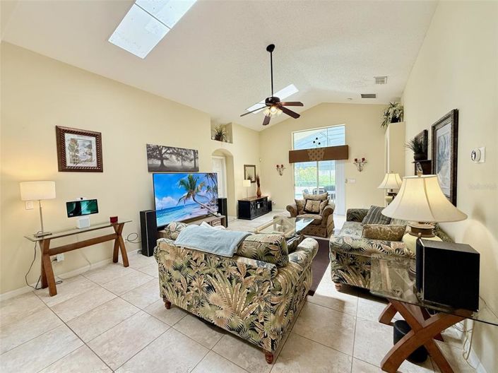 Image No.23-Propriété de 5 chambres à vendre à Clermont