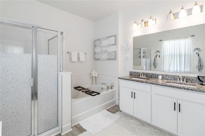 Image No.16-4 Bed Property for sale