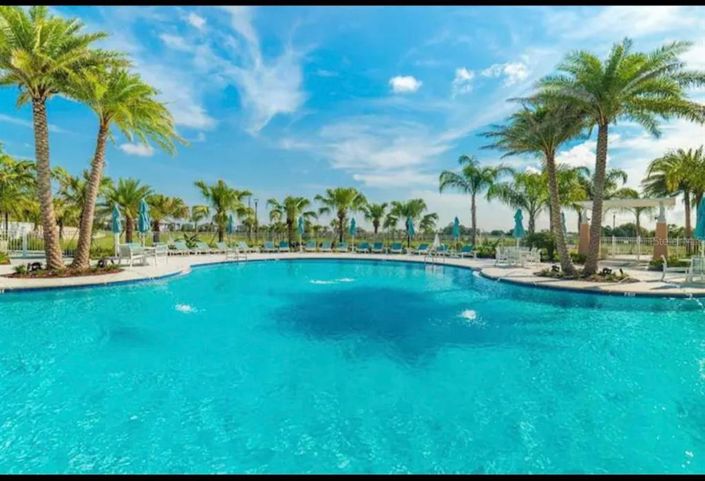 Image No.45-6 Bed Property for sale