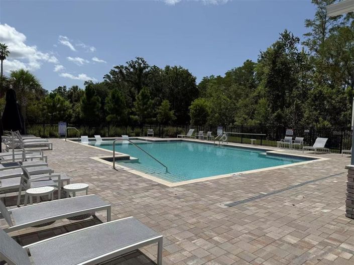 Image No.22-3 Bed Townhouse for sale