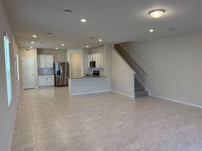 Image No.8-3 Bed Townhouse for sale