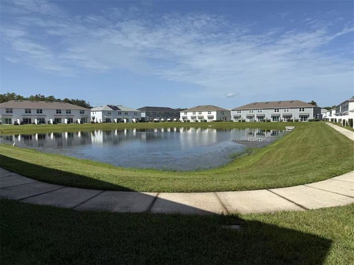 Image No.9-3 Bed Townhouse for sale