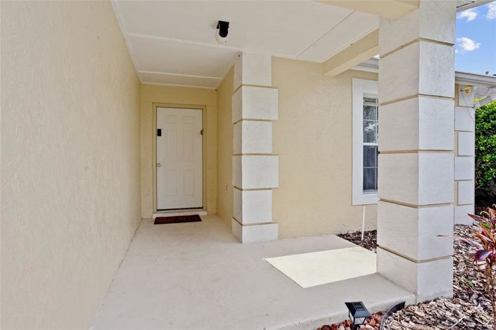 Image No.4-4 Bed Property for sale