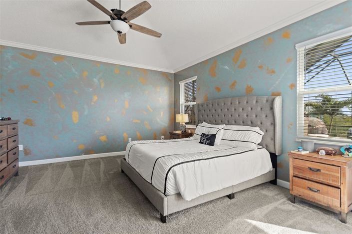 Image No.17-5 Bed Property for sale