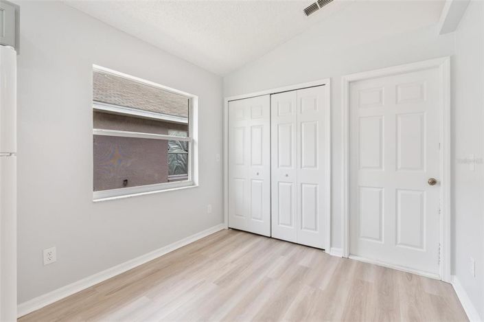 Image No.25-4 Bed Property for sale