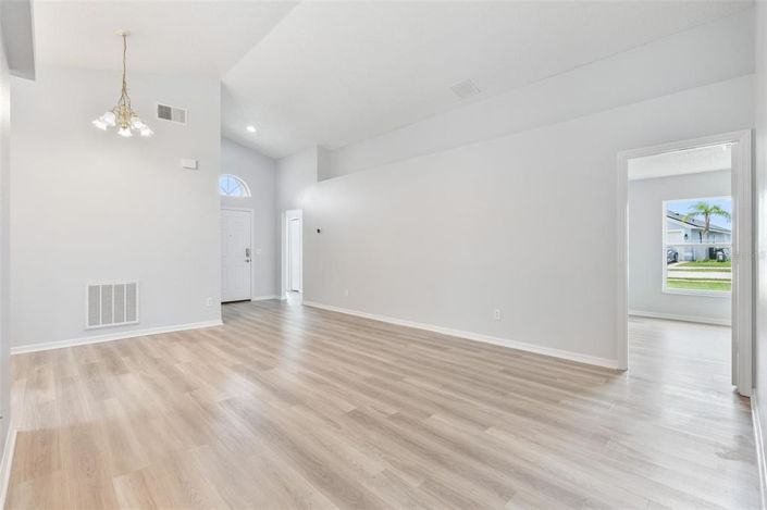 Image No.9-4 Bed Property for sale