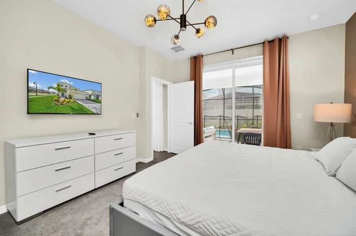 Image No.11-5 Bed Property for sale