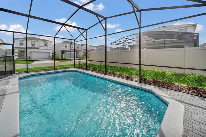 Image No.22-5 Bed Property for sale