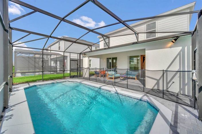 Image No.23-5 Bed Property for sale