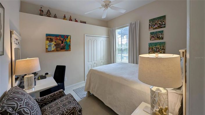 Image No.12-5 Bed Property for sale