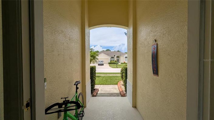 Image No.28-5 Bed Property for sale