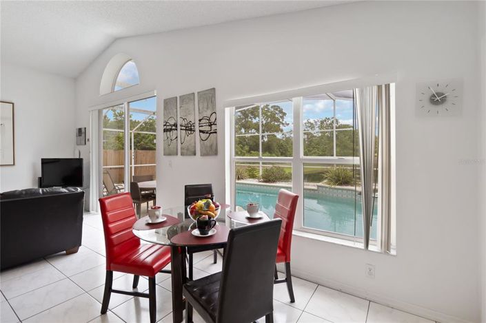 Image No.13-Propriété de 4 chambres à vendre à Kissimmee