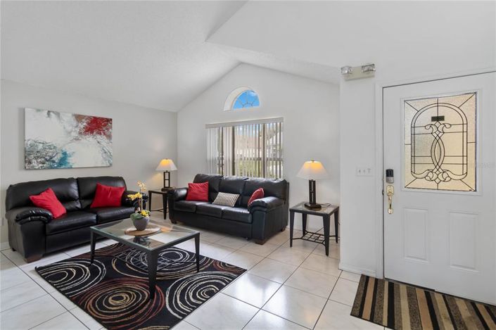 Image No.5-Propriété de 4 chambres à vendre à Kissimmee