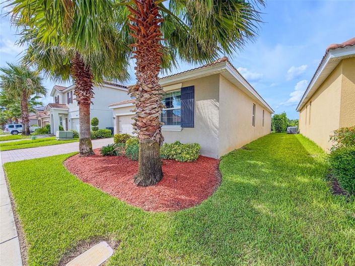 Image No.4-4 Bed Property for sale