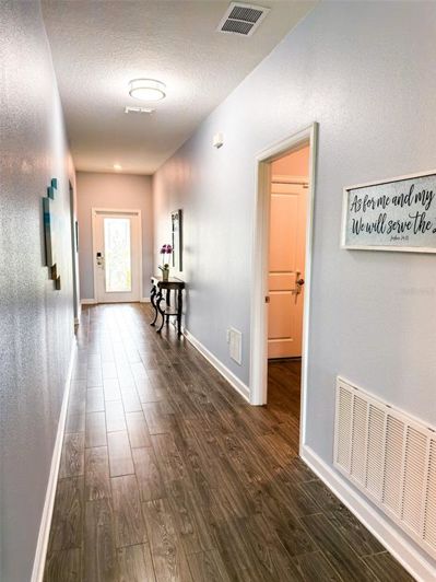 Image No.8-4 Bed Property for sale