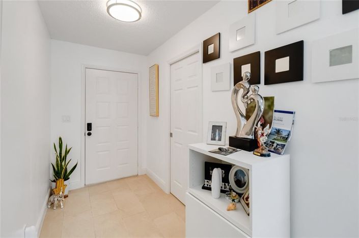 Image No.11-5 Bed Property for sale