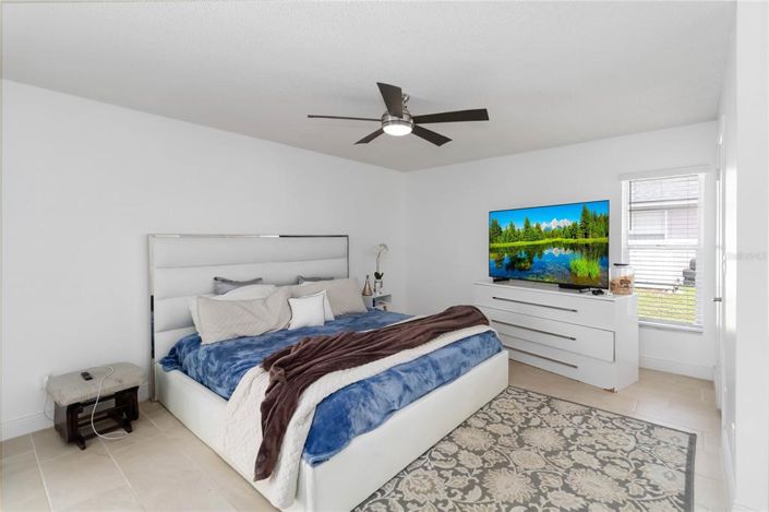 Image No.4-5 Bed Property for sale