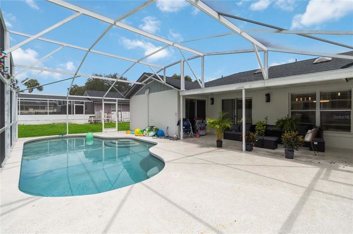 Image No.9-5 Bed Property for sale