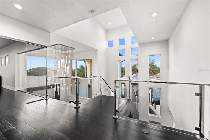 Image No.16-4 Bed Property for sale