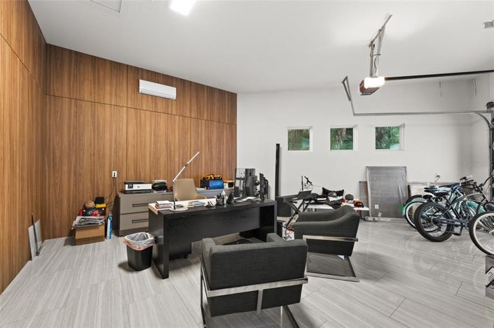 Image No.25-4 Bed Property for sale