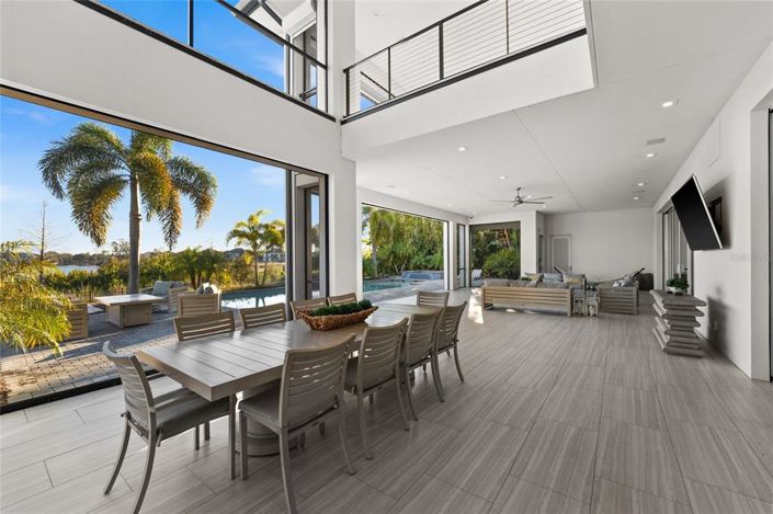 Image No.26-4 Bed Property for sale