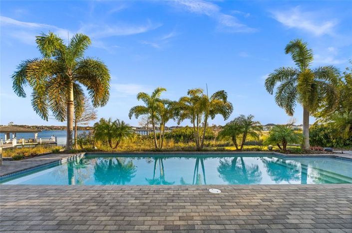 Image No.29-4 Bed Property for sale