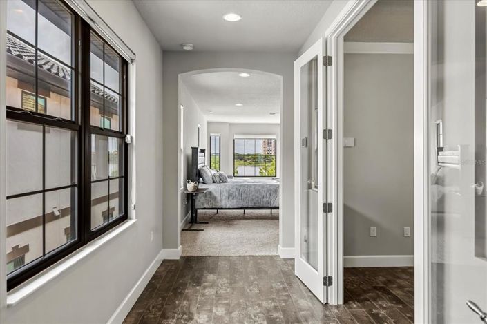 Image No.20-4 Bed Property for sale