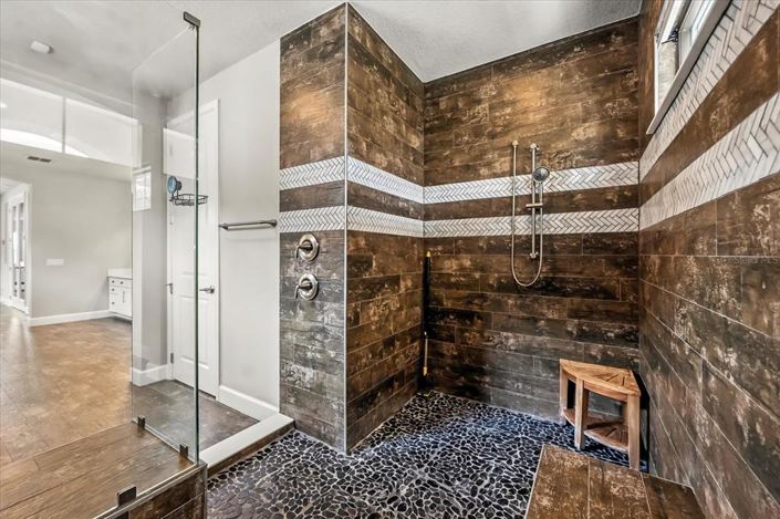 Image No.27-4 Bed Property for sale