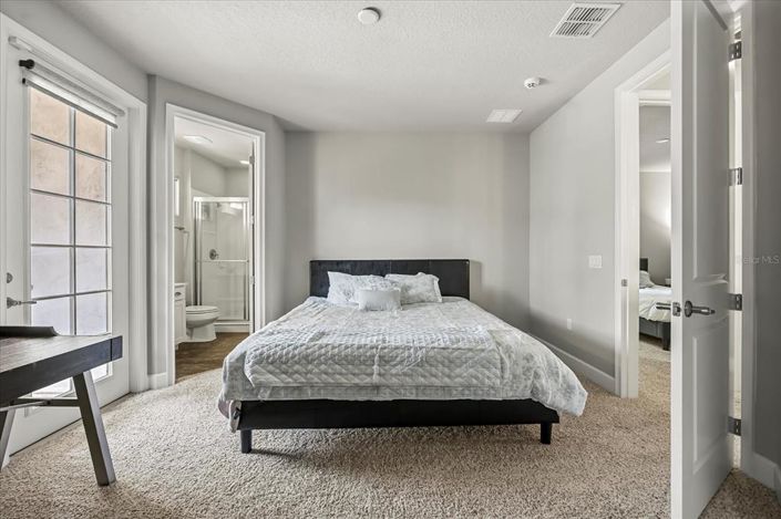 Image No.53-4 Bed Property for sale