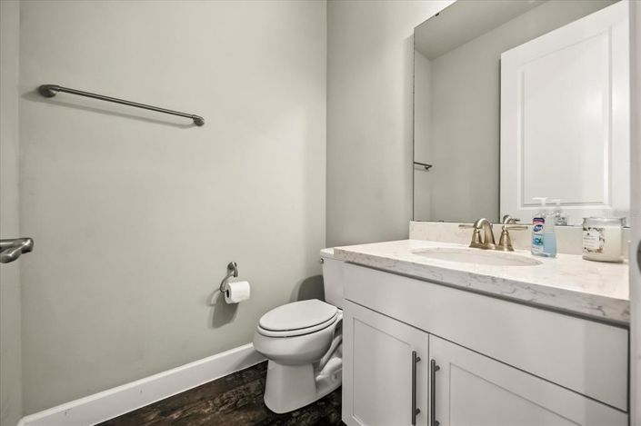 Image No.61-4 Bed Property for sale