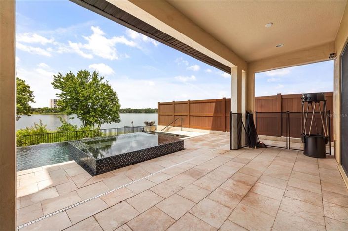 Image No.68-4 Bed Property for sale