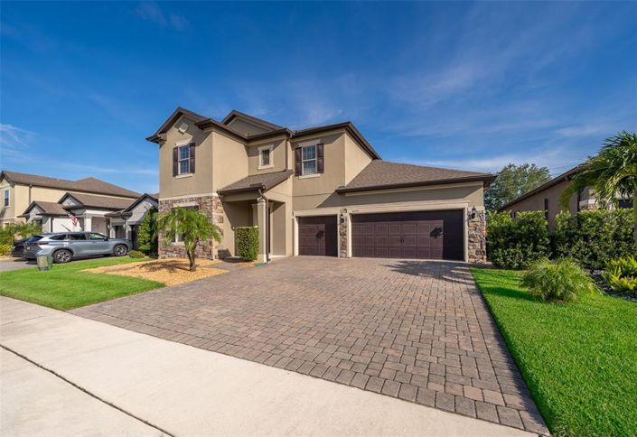 Image No.2-4 Bed Property for sale