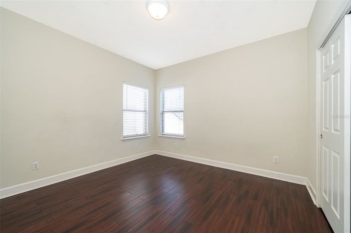 Image No.27-4 Bed Property for sale