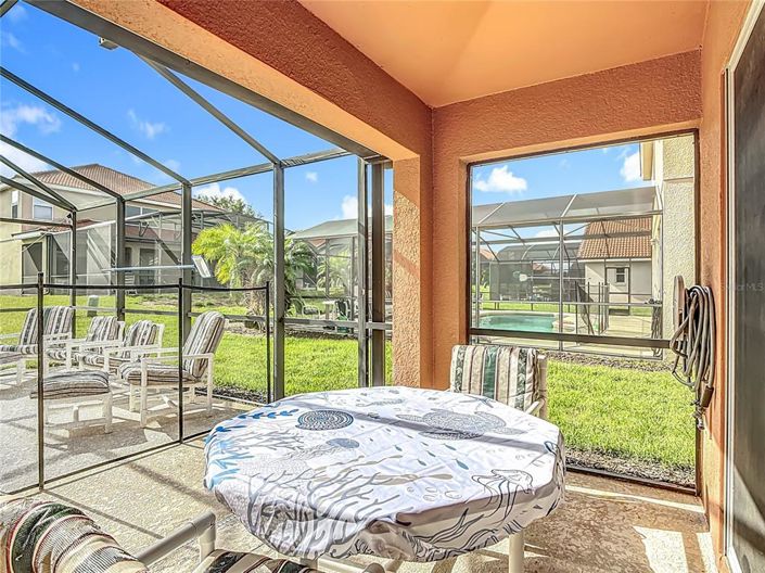 Image No.48-5 Bed Property for sale