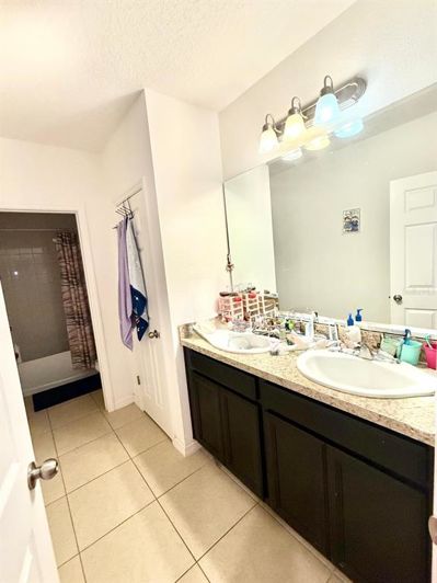 Image No.16-4 Bed Property for sale