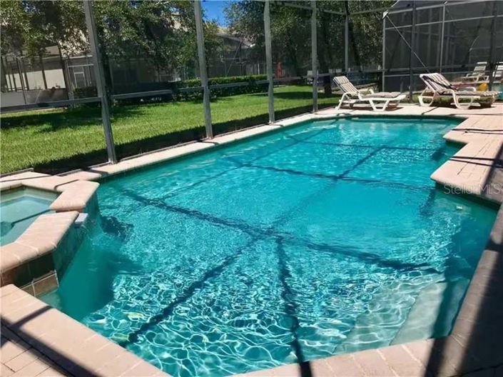 Image No.1-Propriété de 6 chambres à vendre à Kissimmee