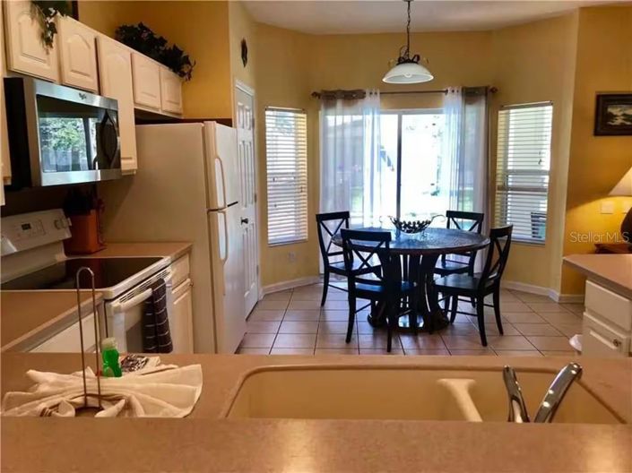 Image No.6-Propriété de 6 chambres à vendre à Kissimmee