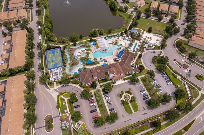 Image No.34-5 Bed Townhouse for sale