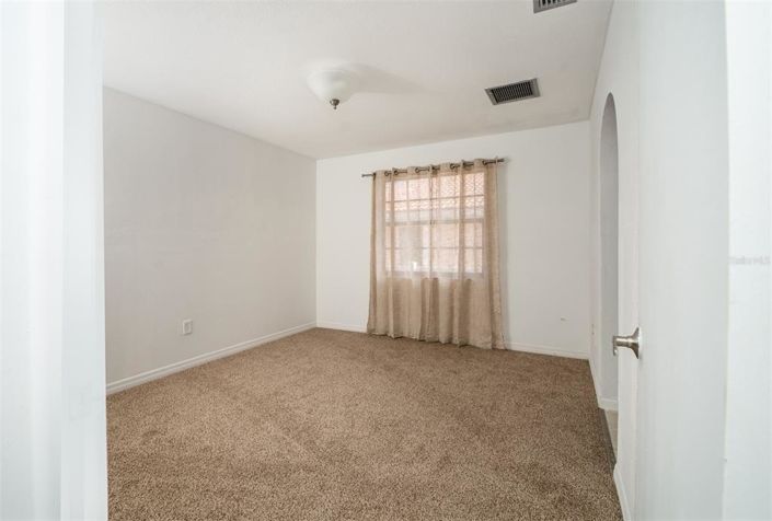 Image No.22-5 Bed Property for sale