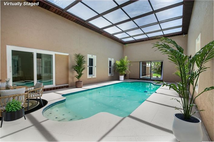 Image No.8-5 Bed Property for sale