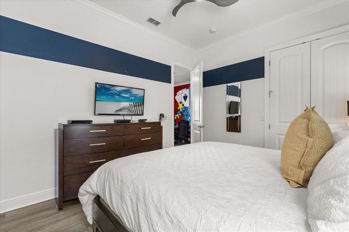 Image No.23-5 Bed Property for sale