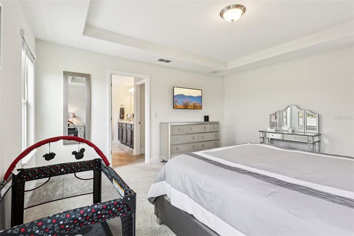 Image No.22-5 Bed Property for sale