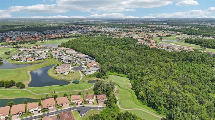 Image No.56-5 Bed Property for sale