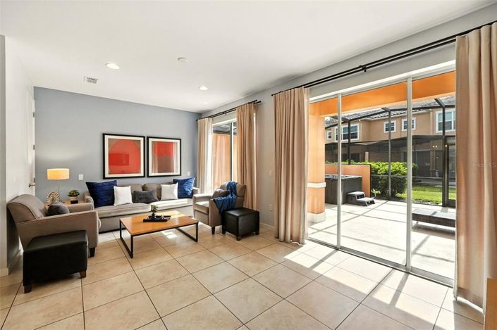 Image No.11-2 Bed Townhouse for sale